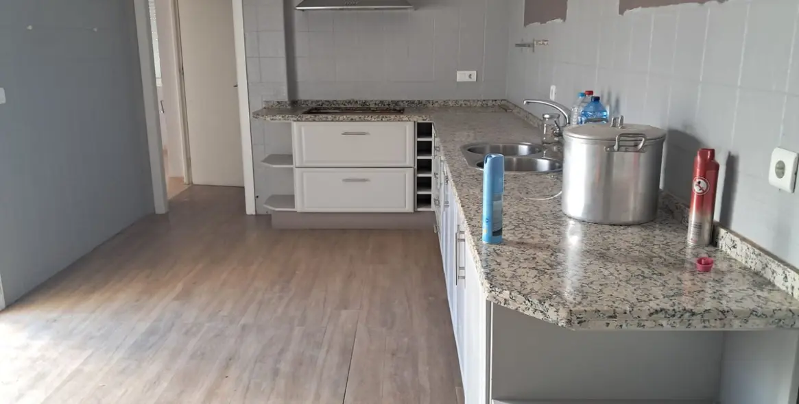 Продажа  отдельно стоящей виллы в Estepona 8