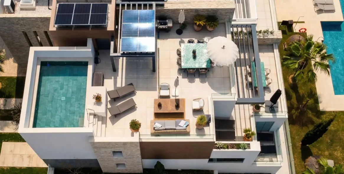 Sale of penthouse duplex in Cabopino 1