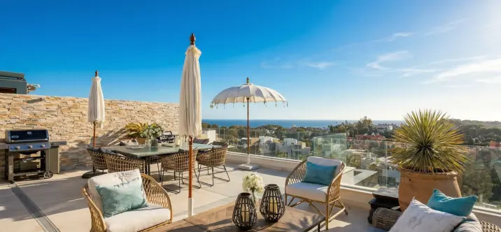 Sale of penthouse duplex in Cabopino 4