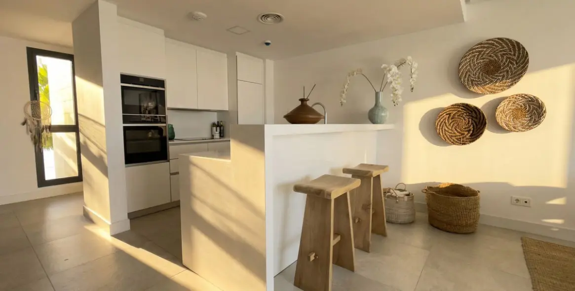 Sale of penthouse duplex in Cabopino 7