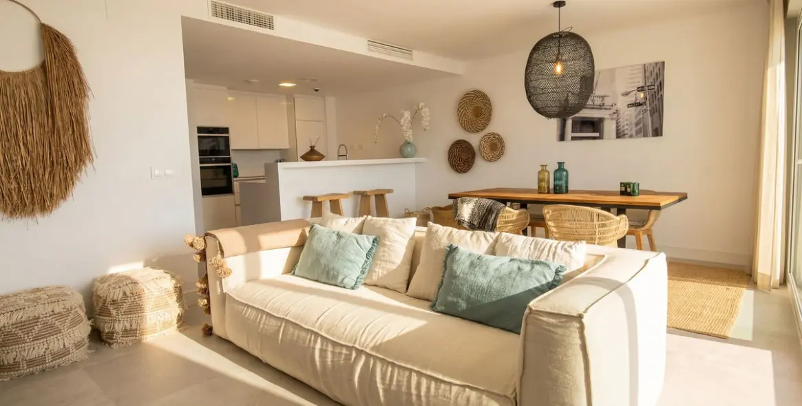 Sale of penthouse duplex in Cabopino 10