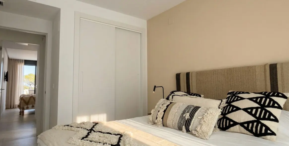 Sale of penthouse duplex in Cabopino 19