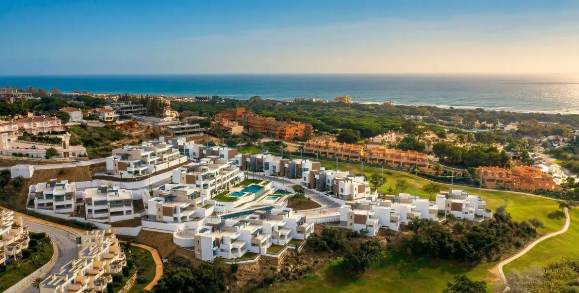 Sale of penthouse duplex in Cabopino 35