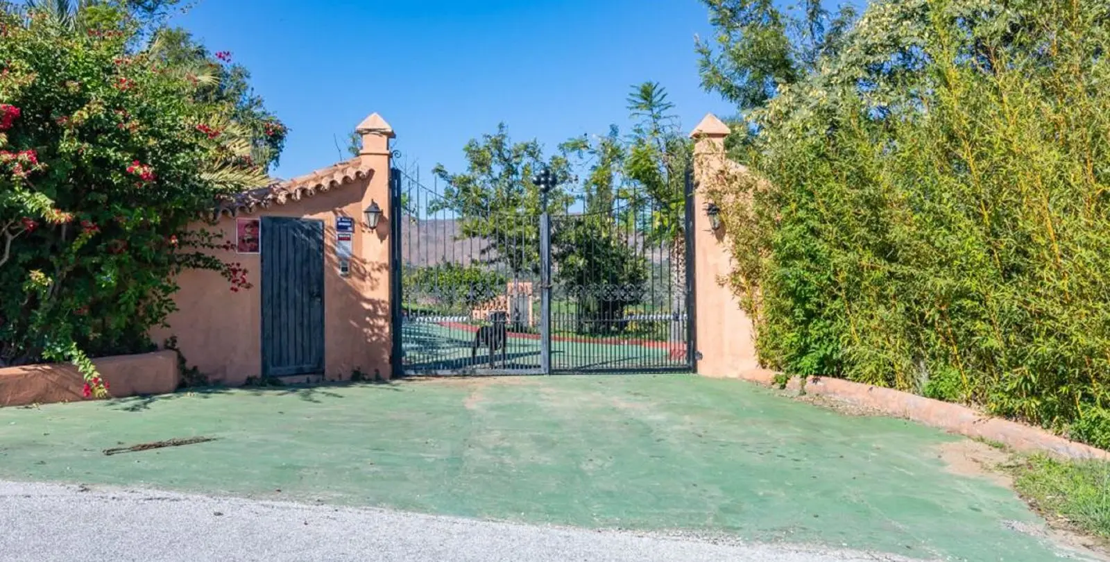Sale of detached villa in Mijas 10