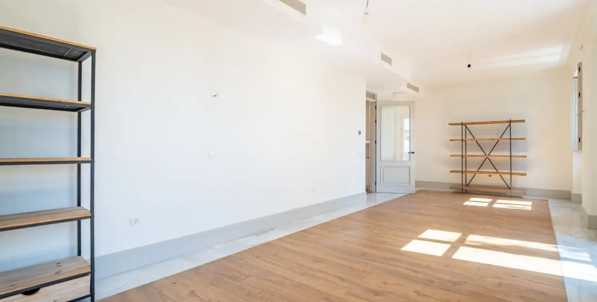 Sale of penthouse duplex in Monte Sancha 2