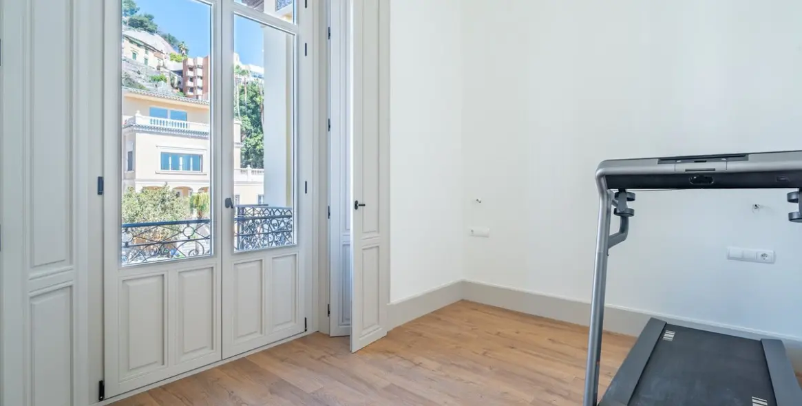 Sale of penthouse duplex in Monte Sancha 7