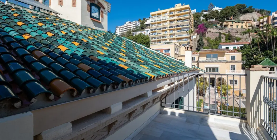 Sale of penthouse duplex in Monte Sancha 28