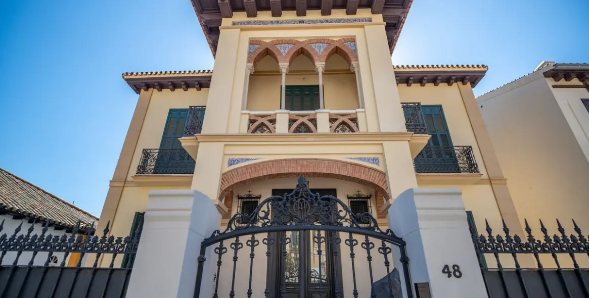 Sale of penthouse duplex in Monte Sancha 32