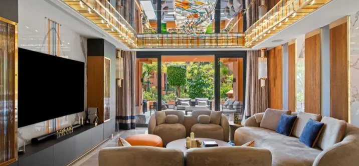 Sale of ground floor apartment in Puerto Banús 0