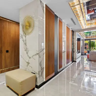 Sale of ground floor apartment in Puerto Banús