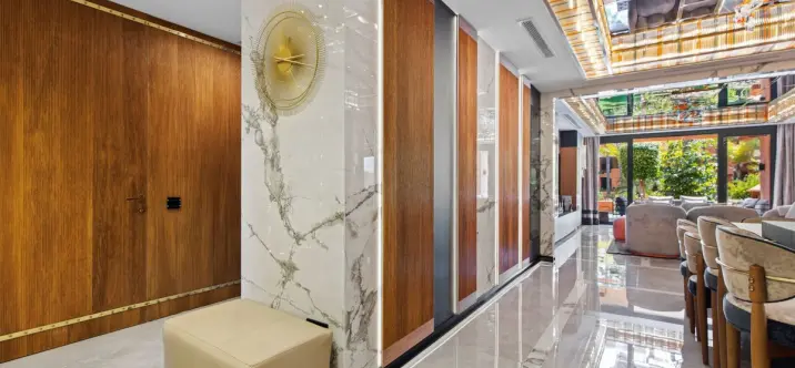 Sale of ground floor apartment in Puerto Banús 3