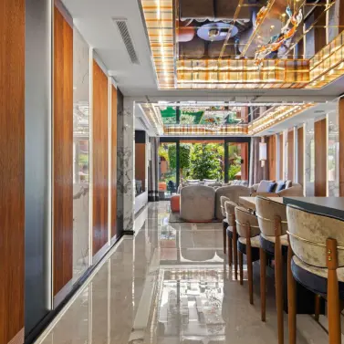 Sale of ground floor apartment in Puerto Banús