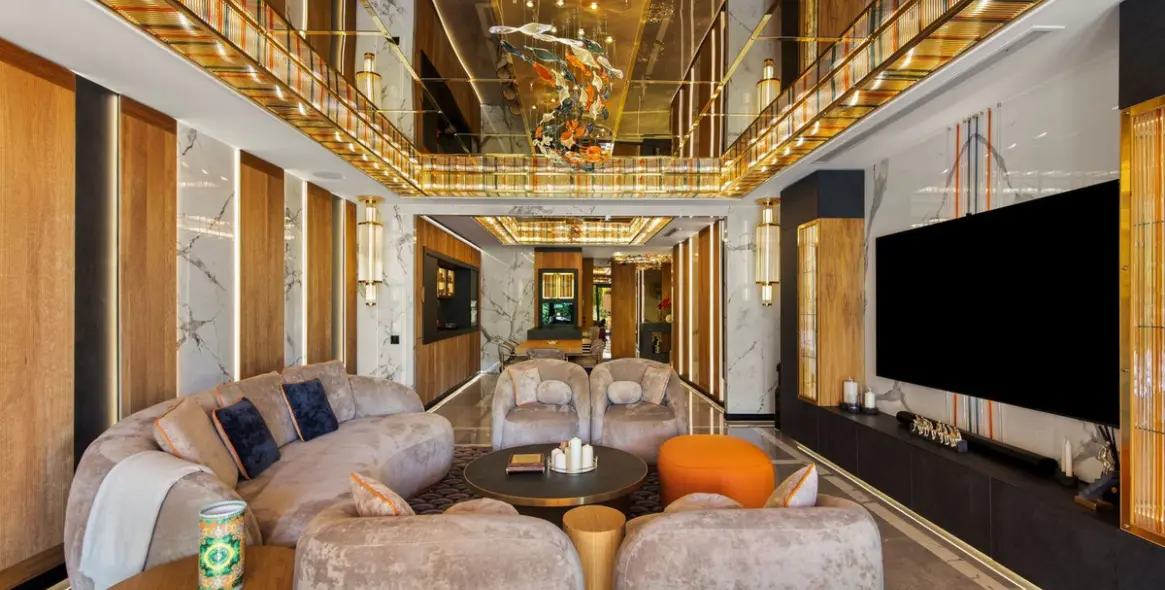 Sale of ground floor apartment in Puerto Banús 13