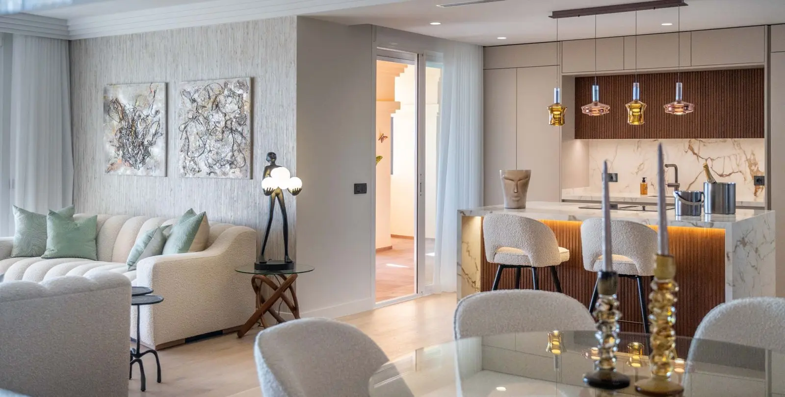 Sale of middle floor apartment in Nueva Andalucía 4