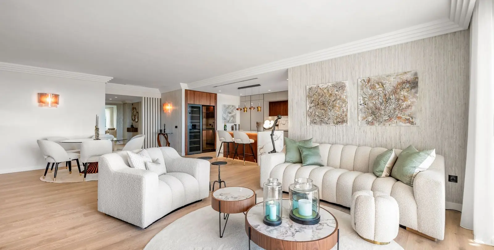 Sale of middle floor apartment in Nueva Andalucía 28