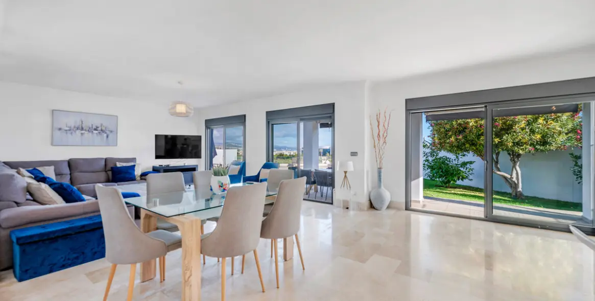 Sale of detached villa in Nueva Andalucía 7