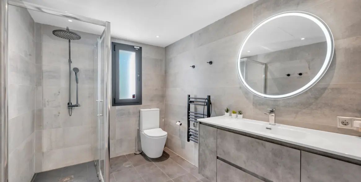 Sale of detached villa in Nueva Andalucía 19