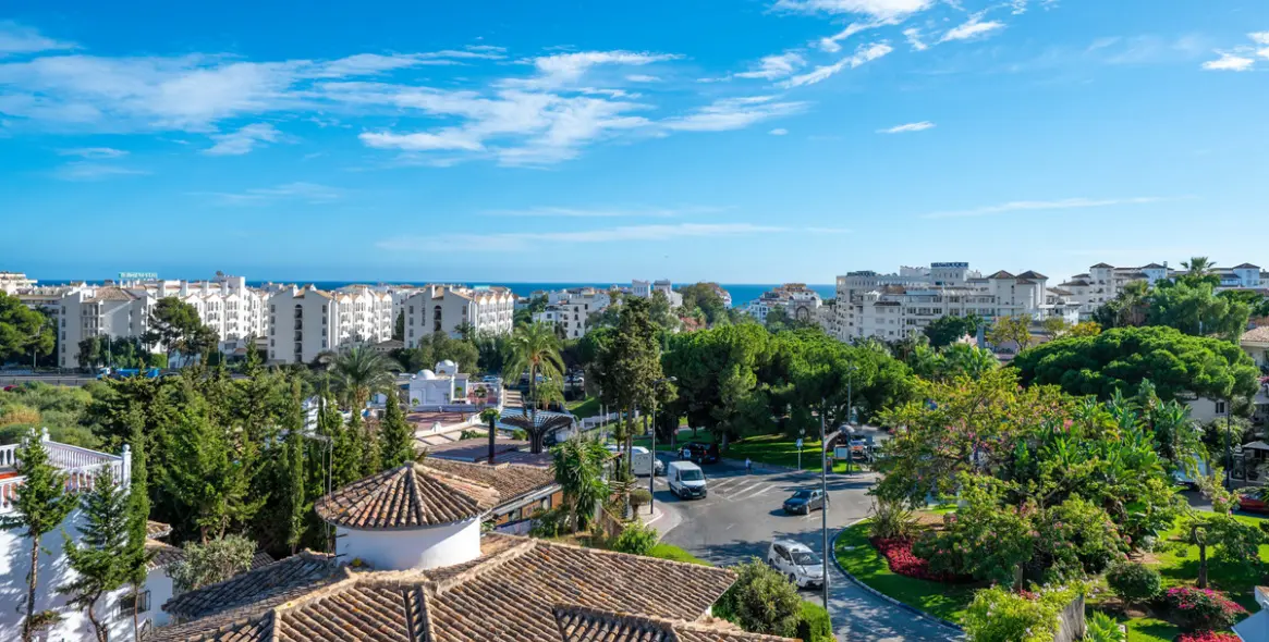 Sale of detached villa in Nueva Andalucía 26