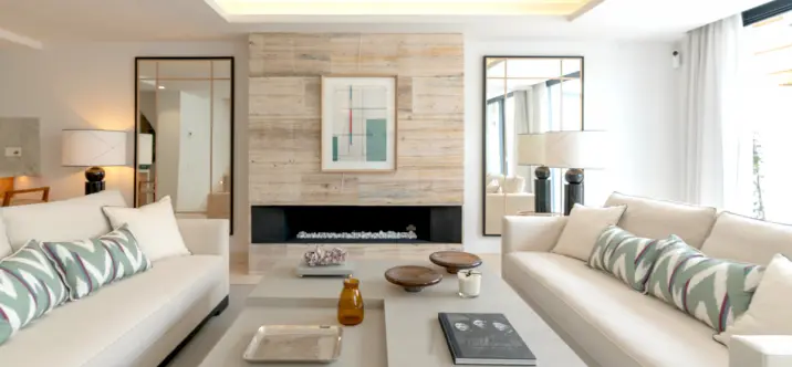 Sale of semi-detached house in The Golden Mile 3