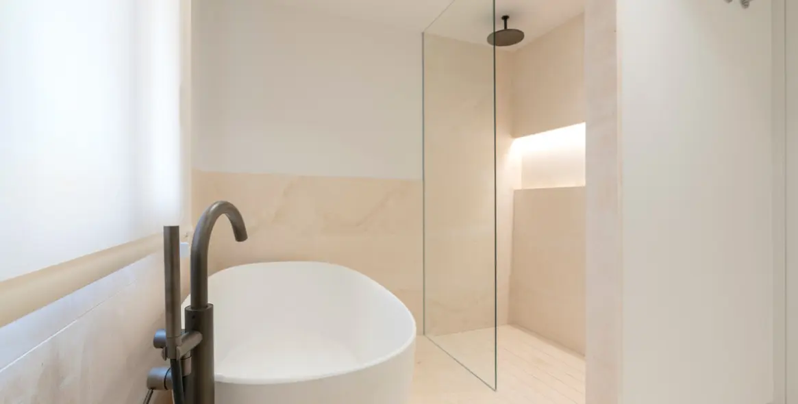 Sale of semi-detached house in The Golden Mile 17