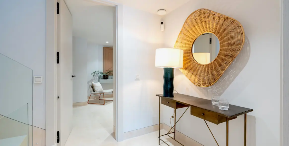 Sale of semi-detached house in The Golden Mile 18