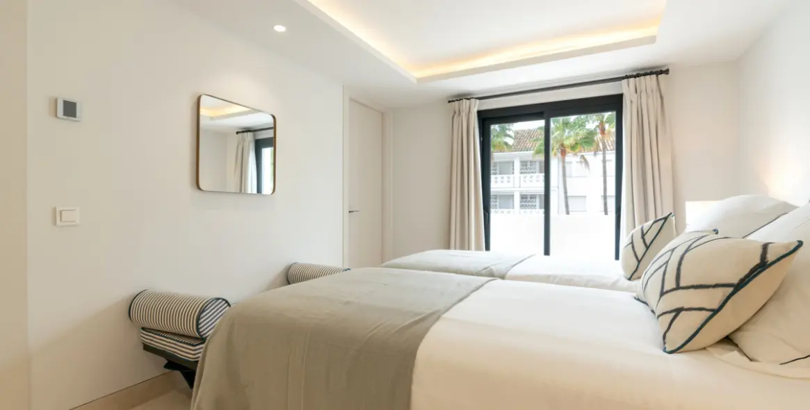 Sale of semi-detached house in The Golden Mile 22