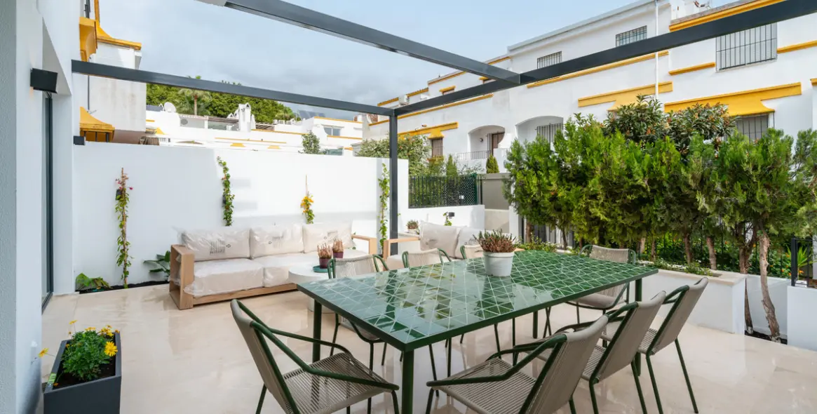 Sale of semi-detached house in The Golden Mile 42