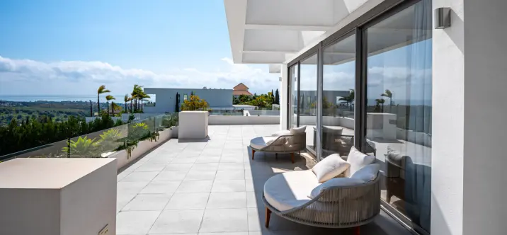 Sale of detached villa in Los Flamingos 2