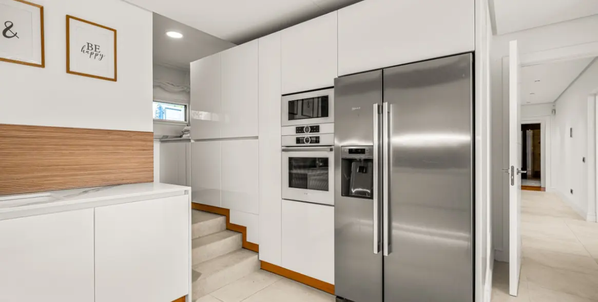 Sale of detached villa in Los Flamingos 15