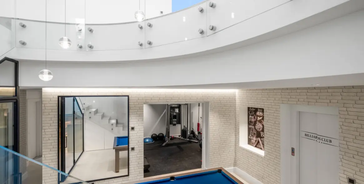 Sale of detached villa in Los Flamingos 43