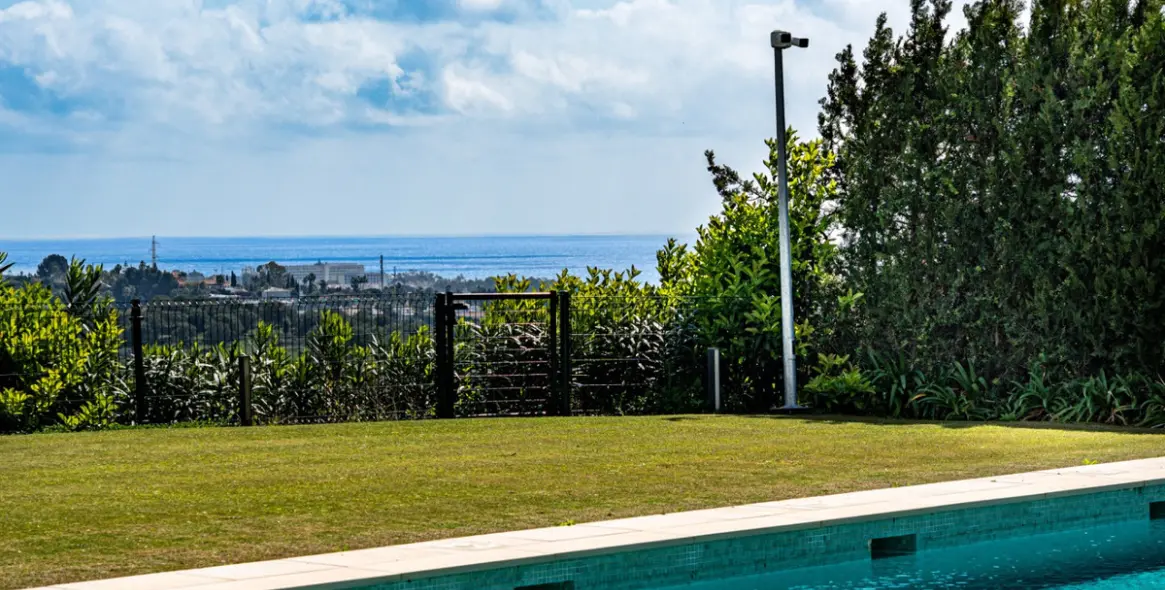 Sale of detached villa in Los Flamingos 62