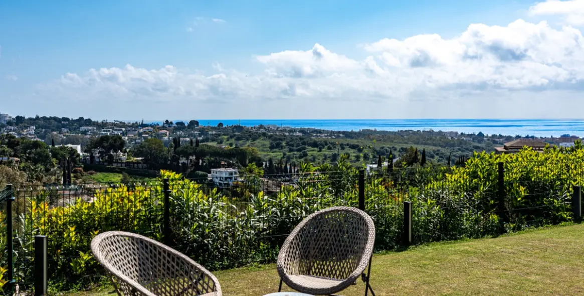 Sale of detached villa in Los Flamingos 67