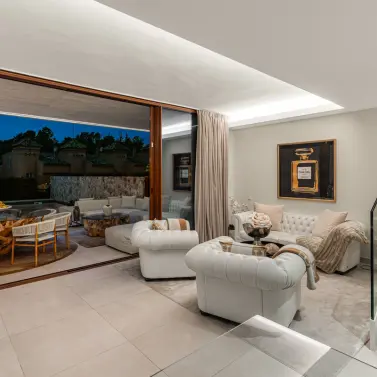 Short-term rent of semi-detached house in The Golden Mile