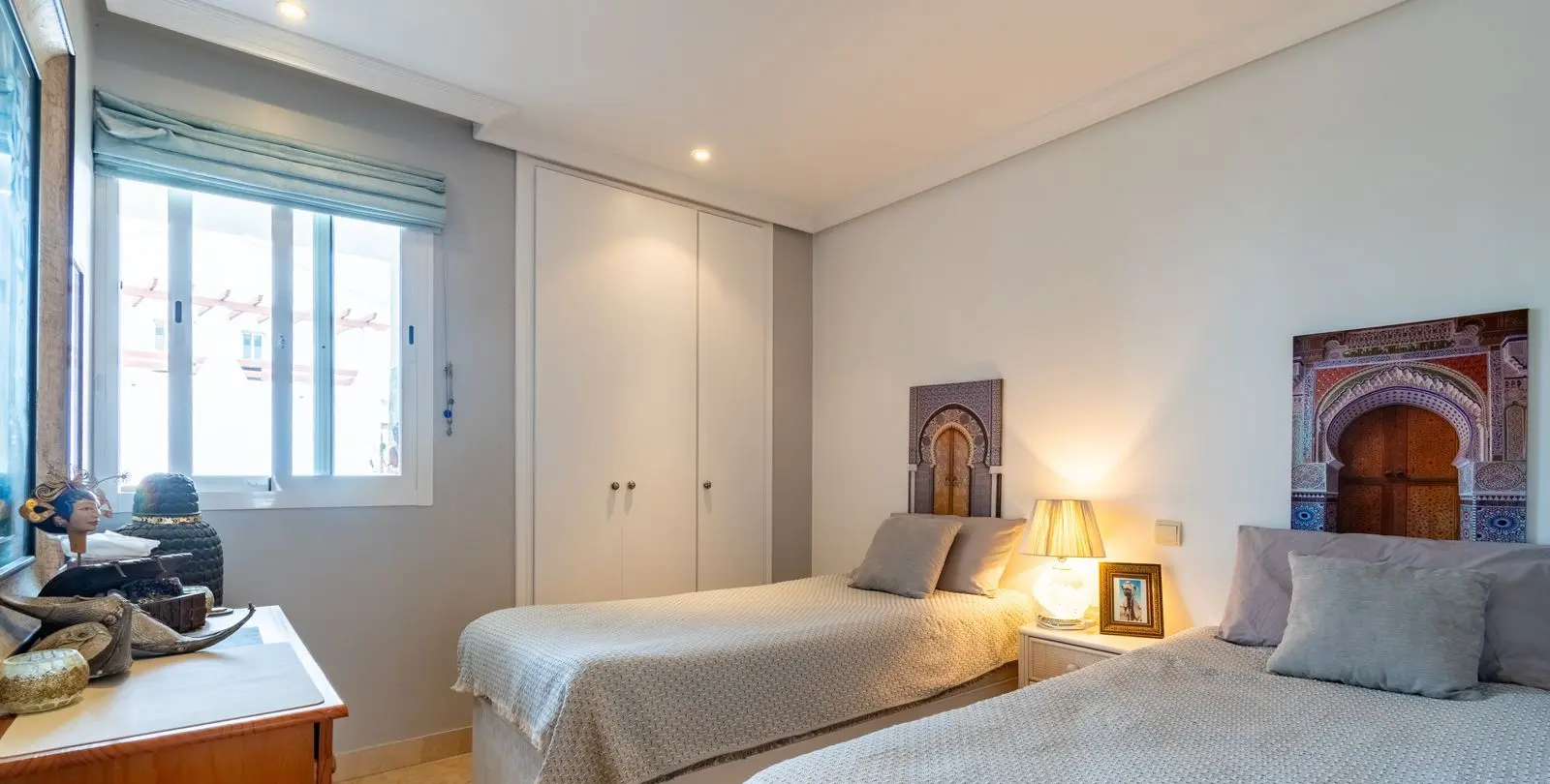 Продажа апартаментов на среднем этаже в Estepona 21