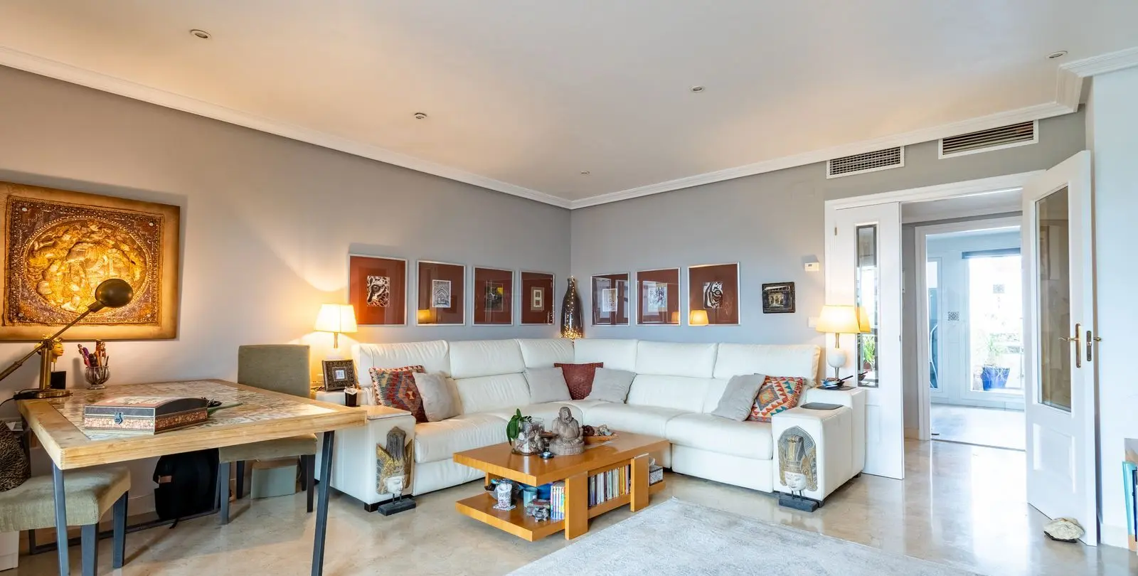 Продажа апартаментов на среднем этаже в Estepona 31