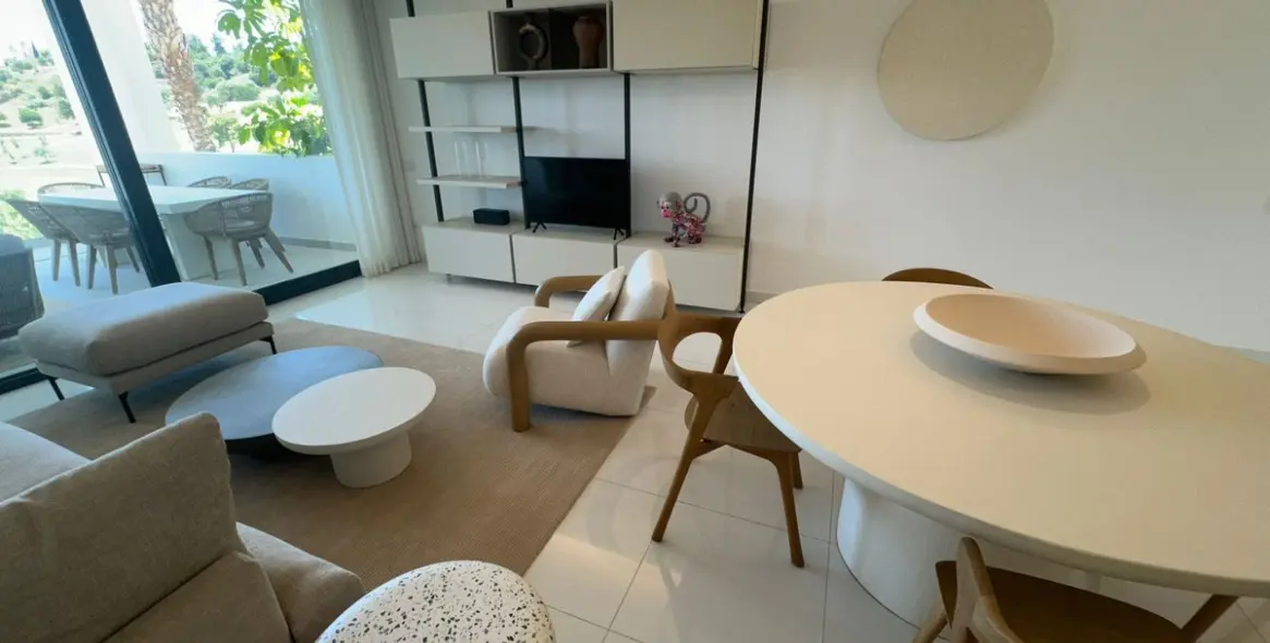 Продажа апартаментов на среднем этаже в Benahavís 5