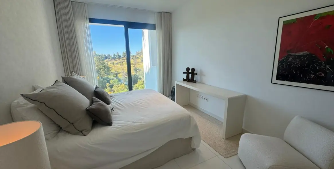 Продажа апартаментов на среднем этаже в Benahavís 17