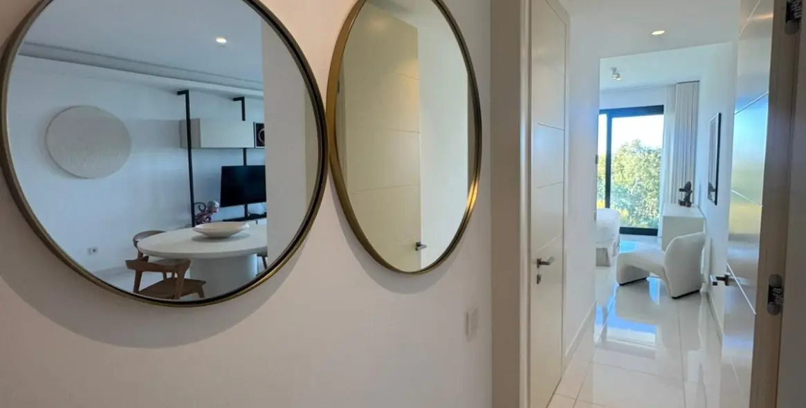 Продажа апартаментов на среднем этаже в Benahavís 18