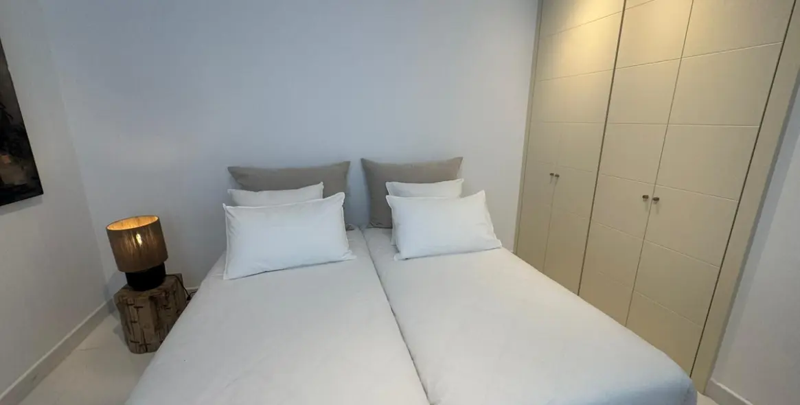 Продажа апартаментов на среднем этаже в Benahavís 22