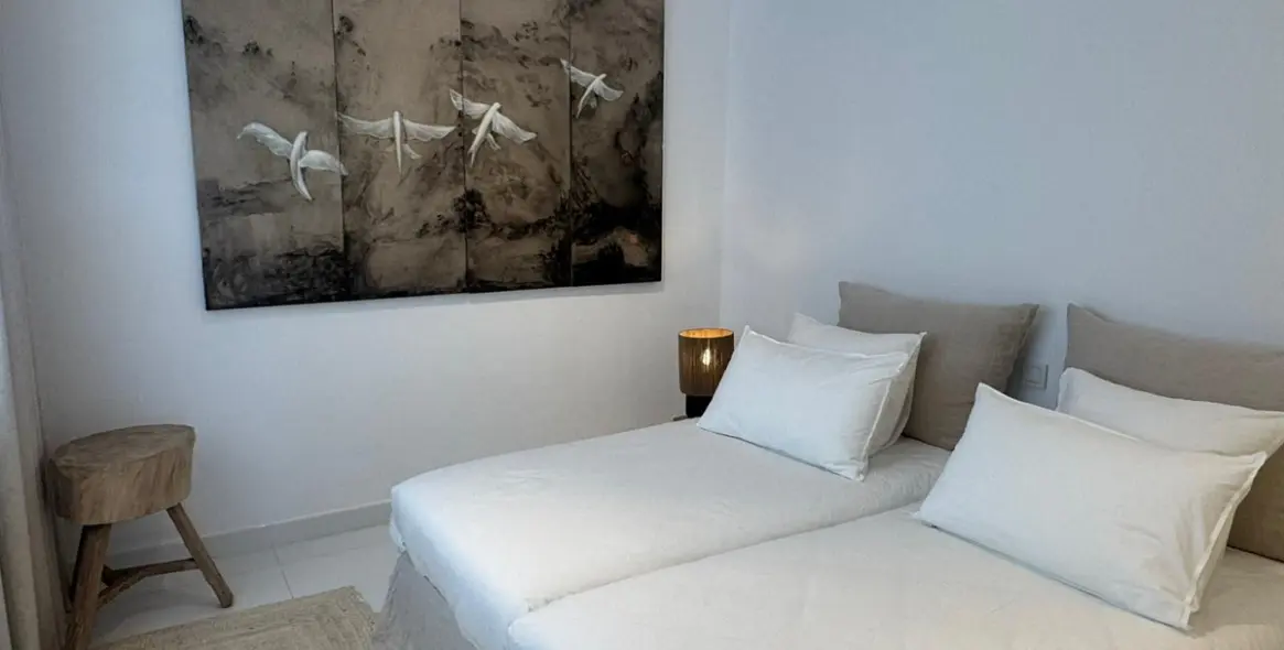 Продажа апартаментов на среднем этаже в Benahavís 23