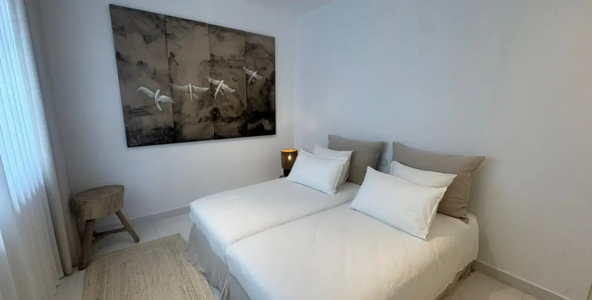 Продажа апартаментов на среднем этаже в Benahavís 24