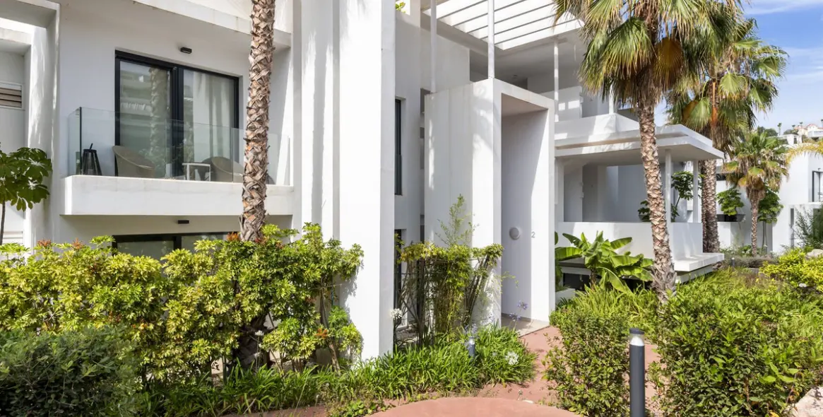 Продажа апартаментов на среднем этаже в Benahavís 38