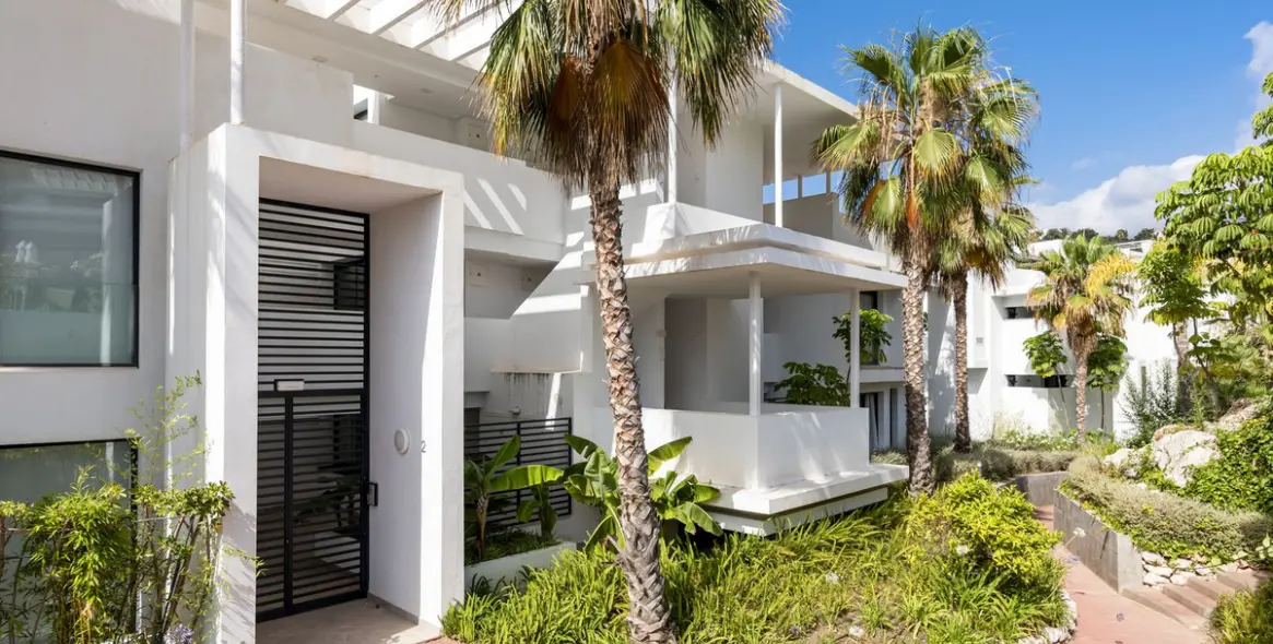 Продажа апартаментов на среднем этаже в Benahavís 40