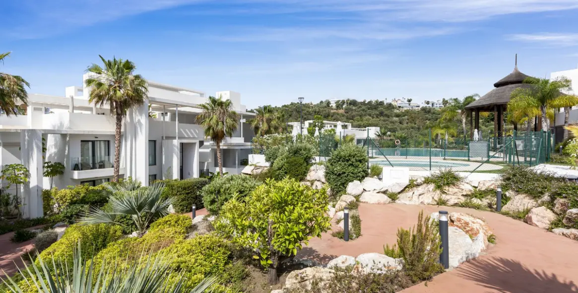 Продажа апартаментов на среднем этаже в Benahavís 42