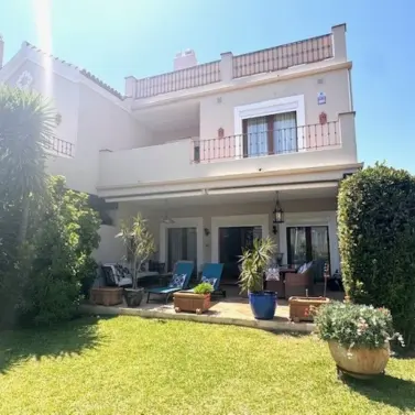 Alquiler a corto plazo de adosado en El Paraiso