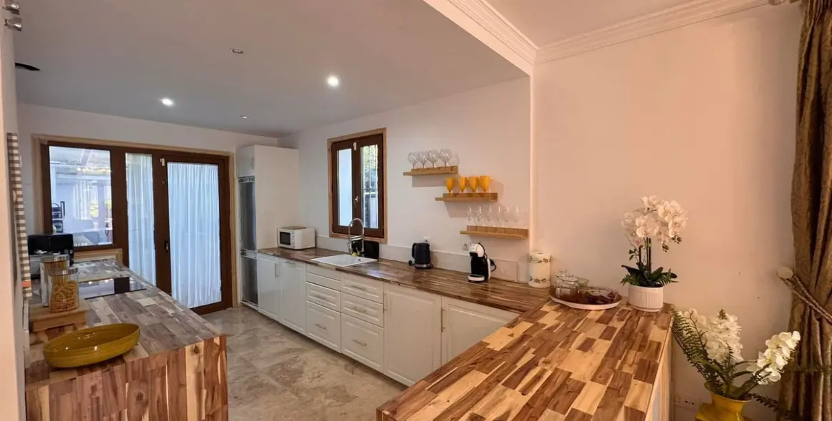 Краткосрочная аренда таунхауса в El Paraiso 3