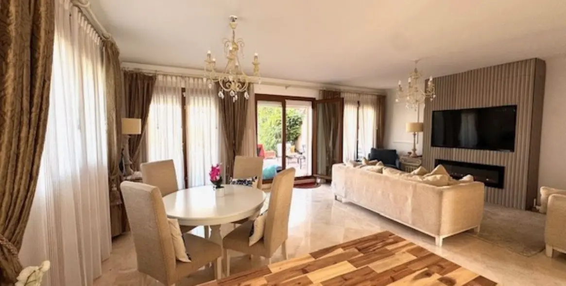 Краткосрочная аренда таунхауса в El Paraiso 4