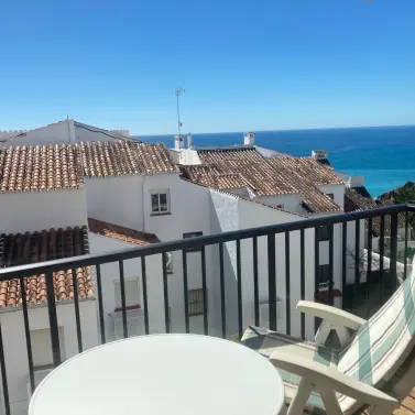 Продажа апартаментов на среднем этаже в Nerja