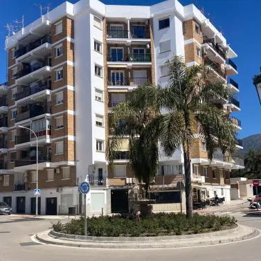 Продажа апартаментов на среднем этаже в Nerja
