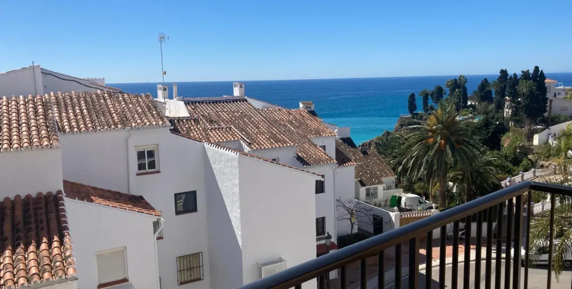 Продажа апартаментов на среднем этаже в Nerja 3